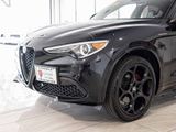 Used 2022 Alfa Romeo Stelvio Veloce image 4