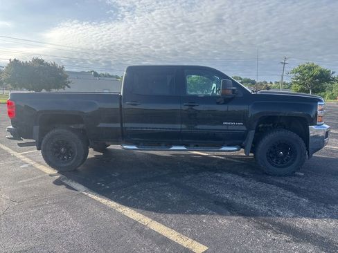 Used 2018 Chevrolet Silverado 2500 LT w/ All Star Edition AWD/4WD image 4