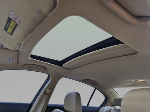 Used 2011 Honda Accord EX-L image 26