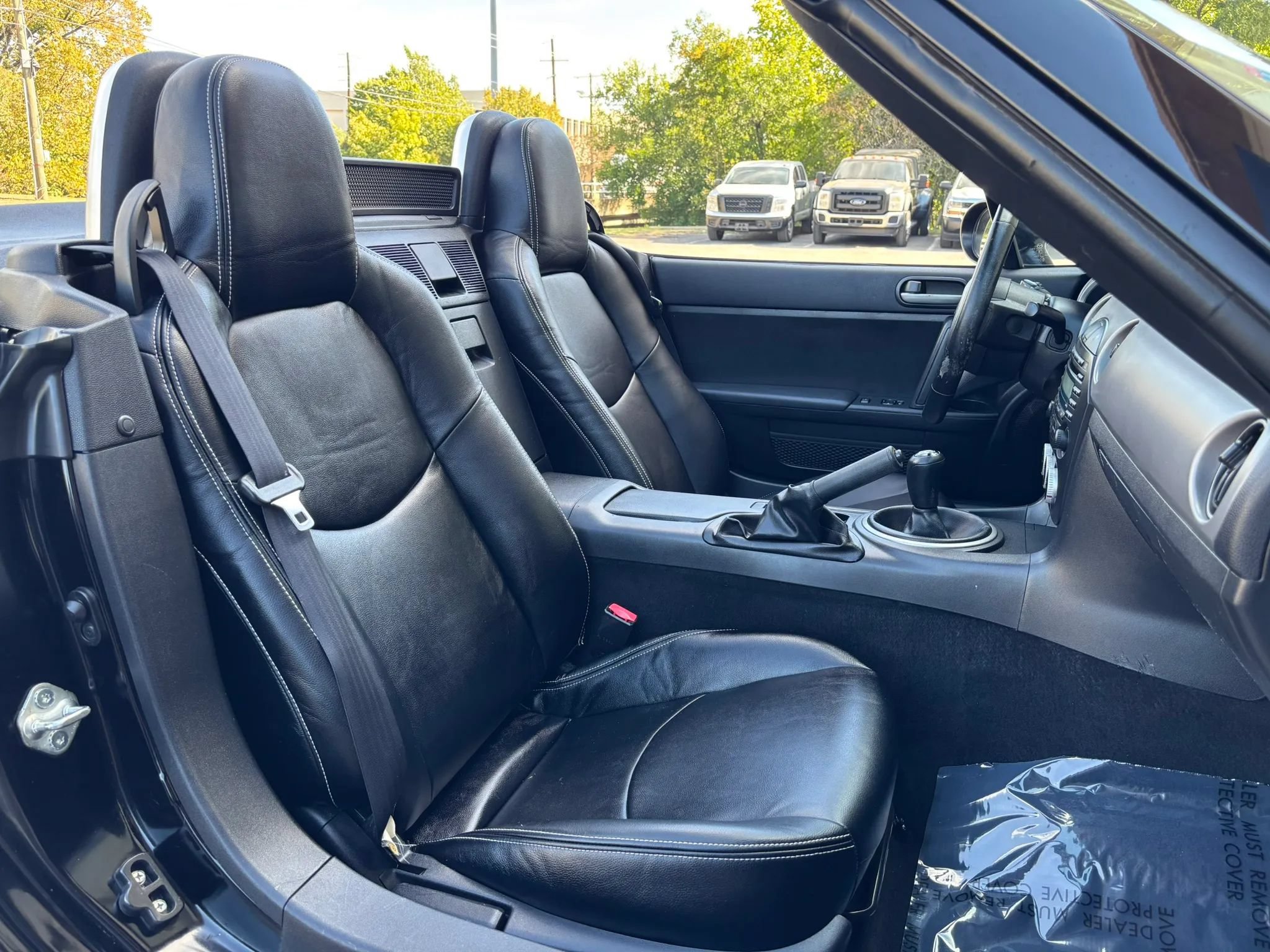 Used 2012 MAZDA MX-5 Miata Sport RWD image 16