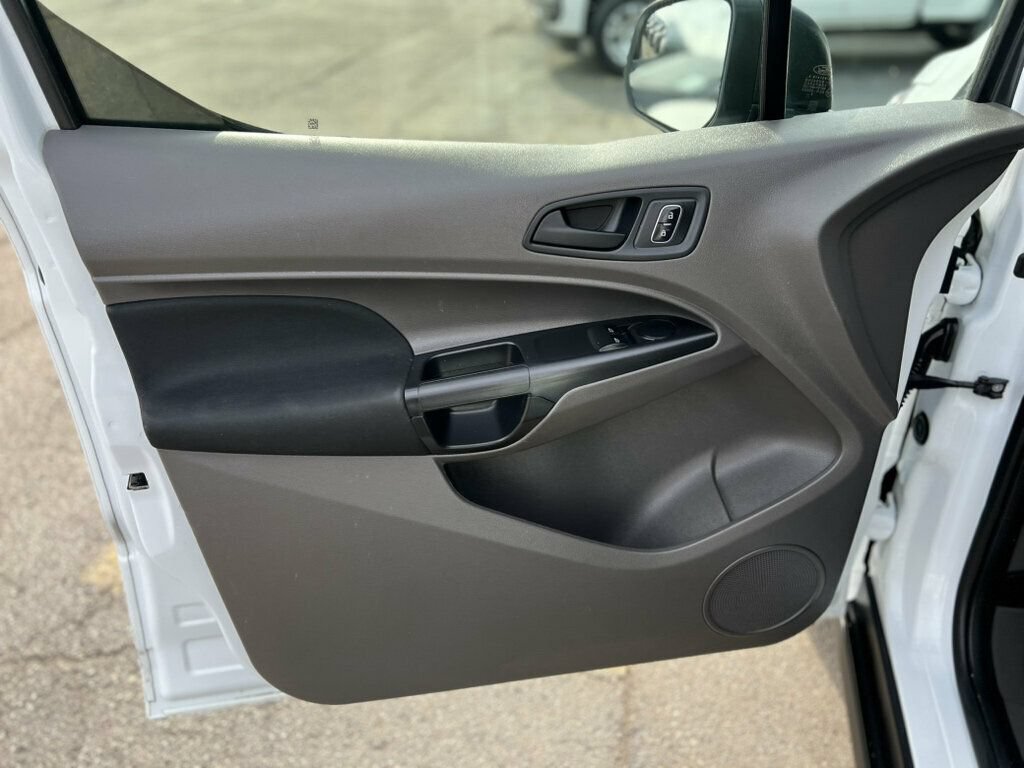 Used 2019 Ford Transit Connect XL FWD image 12