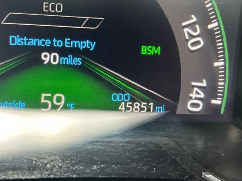 Used 2020 Toyota RAV4 Limited image 31