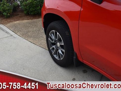 Used 2023 Chevrolet Silverado 1500 LT AWD/4WD image 15