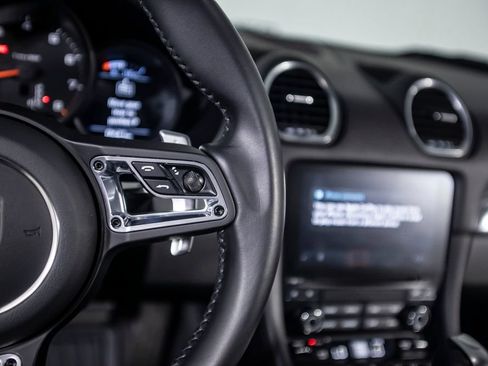 Used 2022 Porsche 718 Cayman RWD image 32