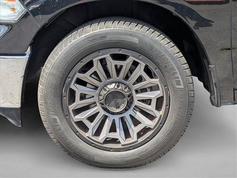 Used 2019 RAM 1500 Tradesman RWD image 22