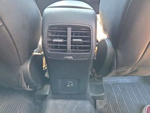 Used 2020 Ford Escape Titanium AWD/4WD image 15