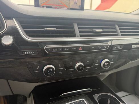 Used 2017 Audi Q7 3.0T Premium Plus AWD/4WD image 25