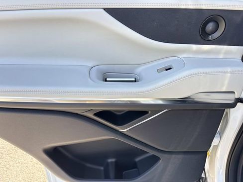 New 2026 Lincoln Navigator Premiere AWD/4WD image 20