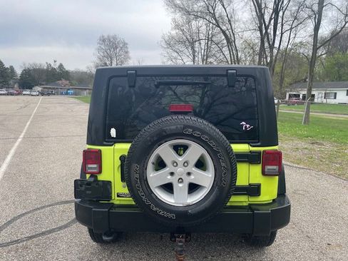 Used 2016 Jeep Wrangler Sport w/ Quick Order Package 24S AWD/4WD image 6