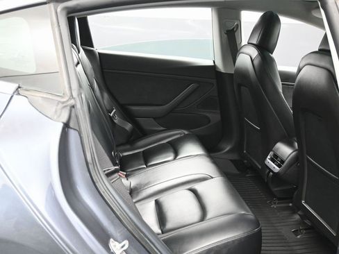 Used 2020 Tesla Model 3 Long Range image 36