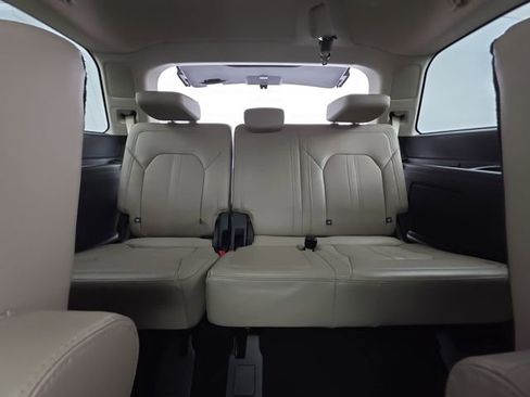 Used 2024 Ford Expedition Limited image 48