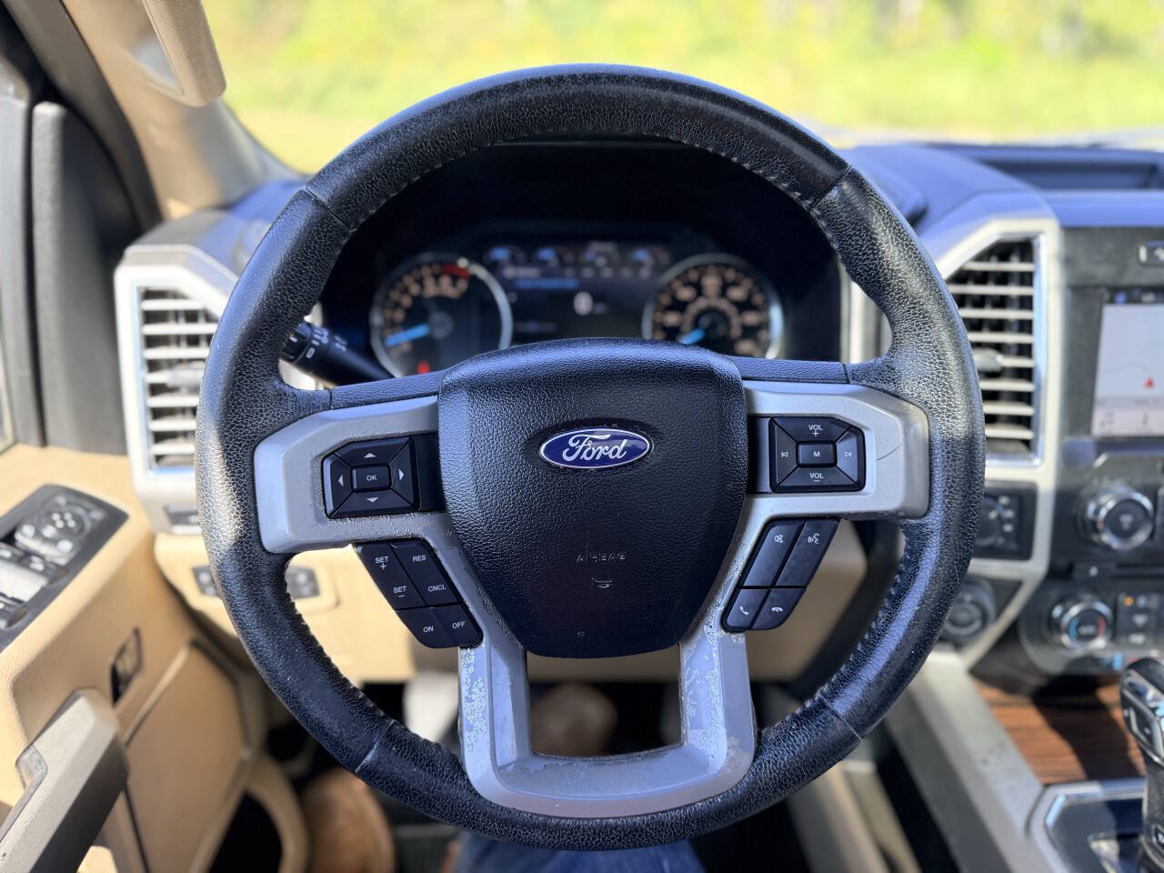 Used 2016 Ford F150 Lariat AWD/4WD image 14