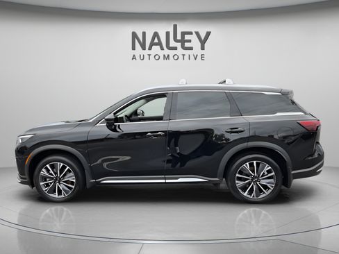 Certified 2026 INFINITI QX60 Luxe w/ Cargo Package FWD image 2