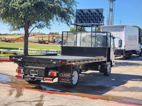 New 2024 Chevrolet Low Cab Forward image 13