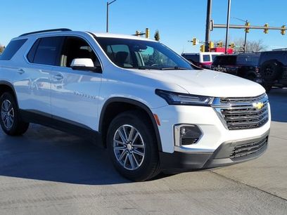 Used 2023 Chevrolet Traverse LT