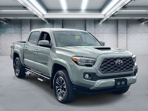 Used 2022 Toyota Tacoma TRD Sport AWD/4WD image 27
