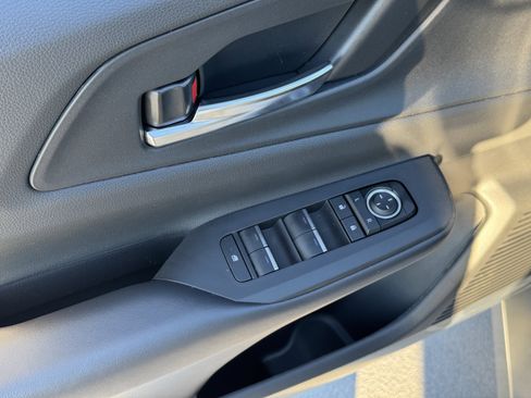 New 2026 Toyota Prius Plug-In Hybrid image 18