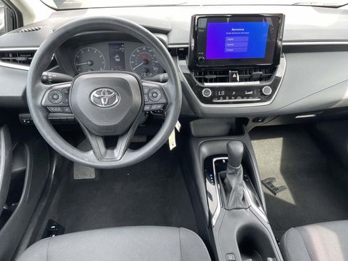 Used 2023 Toyota Corolla LE image 19
