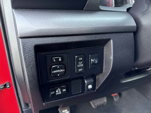 Used 2015 Toyota Tundra SR5 image 13