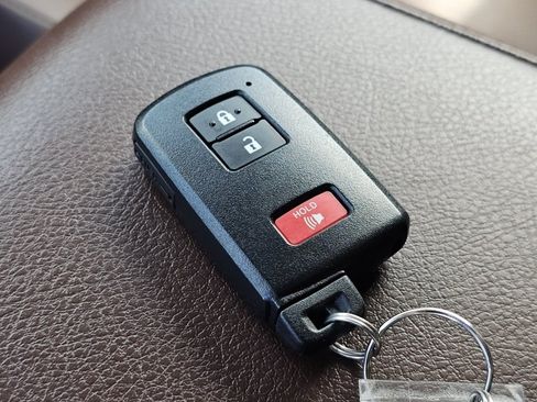 Used 2020 Toyota 4Runner Limited AWD/4WD image 36