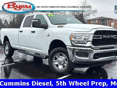 Used 2024 RAM 2500 Tradesman w/ Chrome Appearance Group