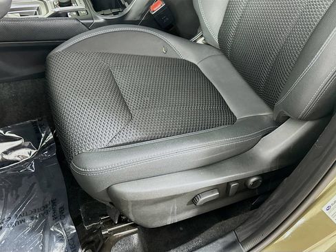 Used 2024 Subaru Forester Premium AWD/4WD image 26