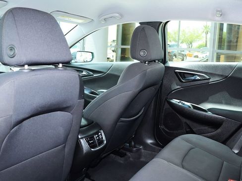 Used 2023 Chevrolet Malibu LT FWD image 31