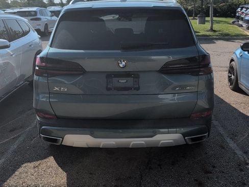 Used 2024 BMW X5 xDrive40i w/ Parking Assistance Package AWD/4WD image 3