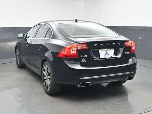 Used 2018 Volvo S60 T5 Inscription Platinum w/ Climate Package image 8