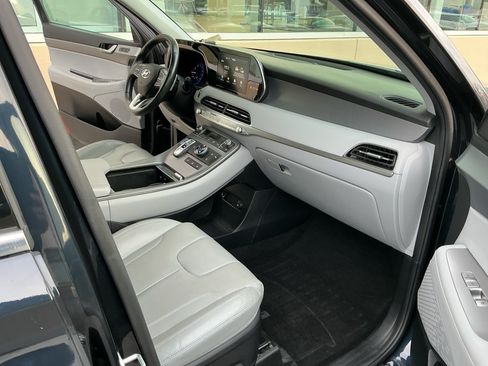 Used 2020 Hyundai Palisade SEL w/ Premium Package AWD/4WD image 17