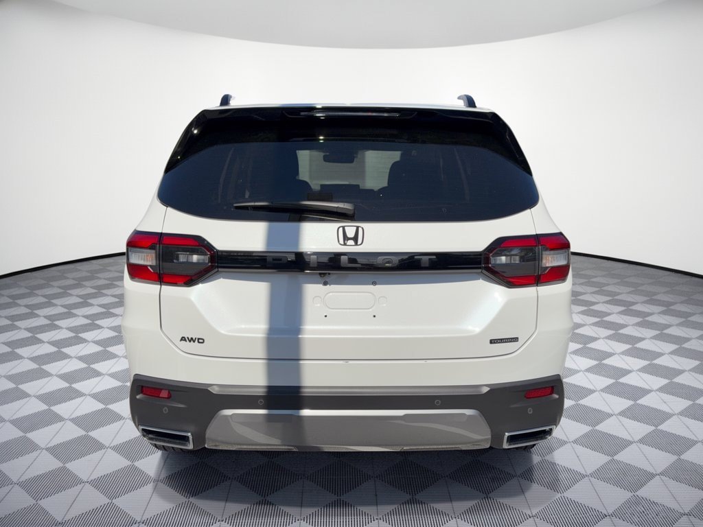 Used 2026 Honda Pilot Touring image 11