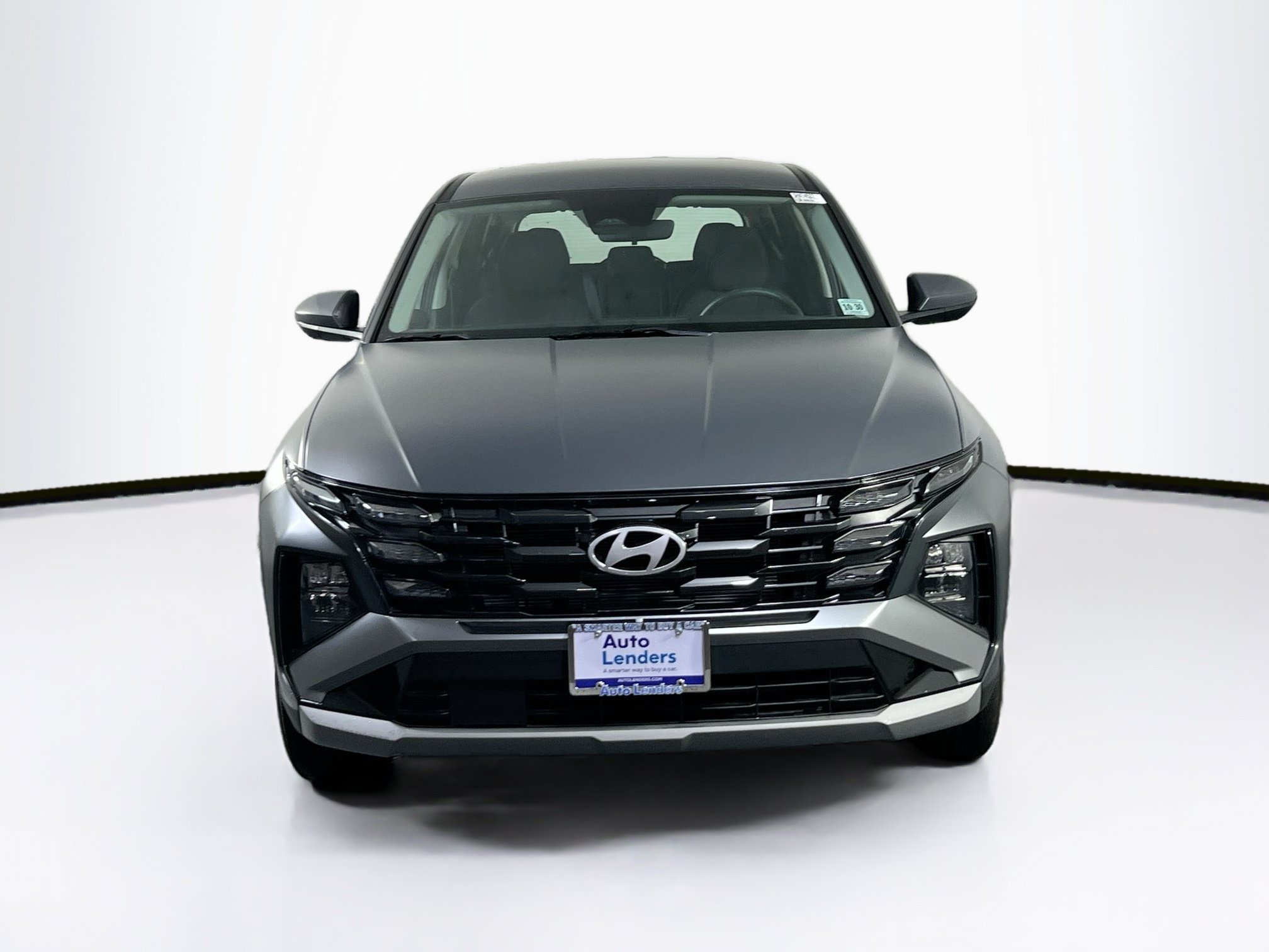 Used 2025 Hyundai Tucson SE AWD/4WD image 2
