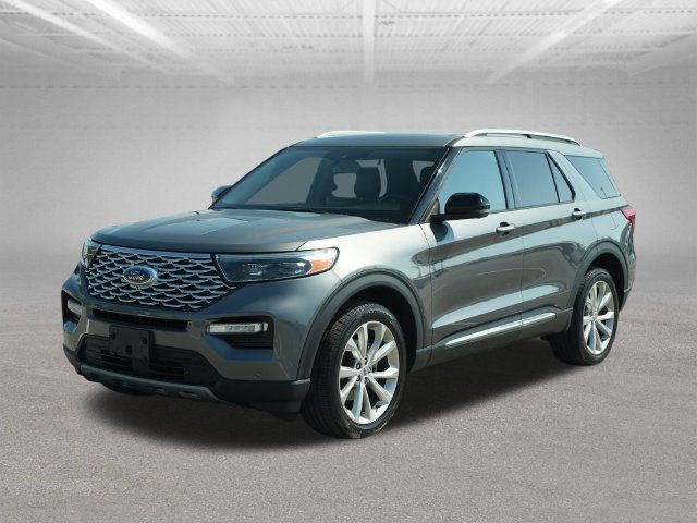 Used 2023 Ford Explorer Platinum w/ Technology Package AWD/4WD image 3