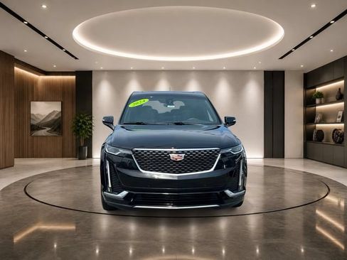 Used 2024 Cadillac XT6 Luxury w/ LPO, Floor Liner Package AWD/4WD image 2
