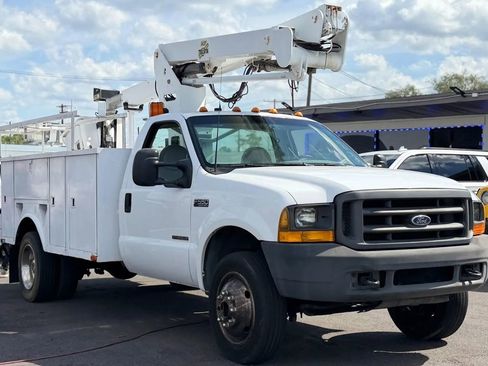 Used 2000 Ford F550 2WD Regular Cab Super Duty image 5