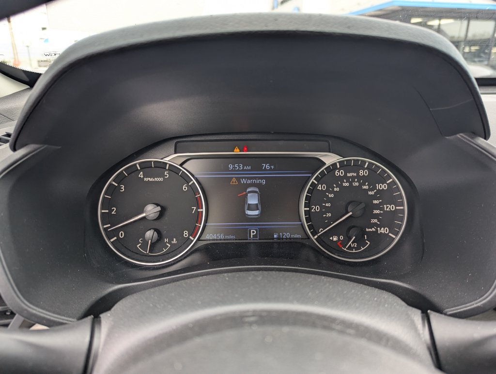 Used 2025 Nissan Altima 2.5 SV FWD image 19