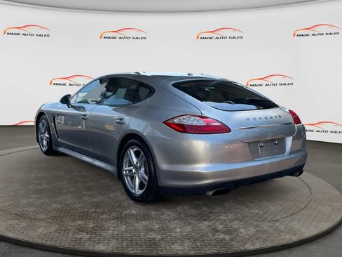Used 2012 Porsche Panamera 4 image 8