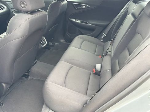Used 2023 Chevrolet Malibu LT image 17