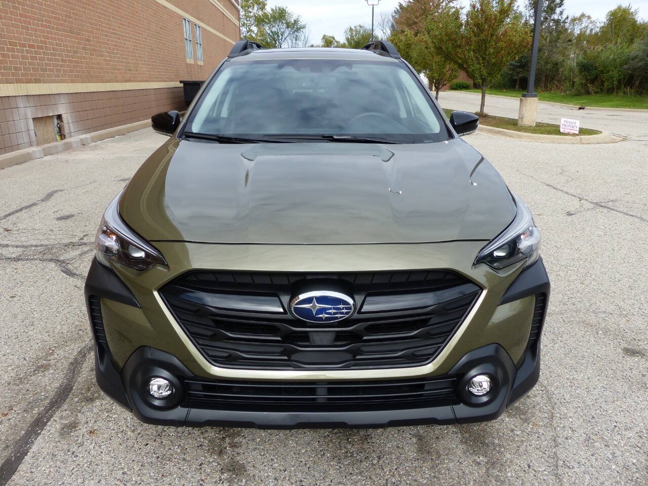 Used 2023 Subaru Outback Premium AWD/4WD image 14