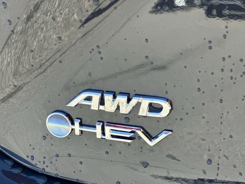 New 2026 Toyota Camry SE AWD/4WD image 18