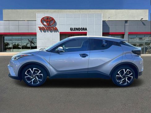 Used 2018 Toyota C-HR XLE image 6