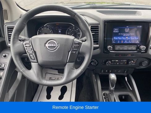 Used 2023 Nissan Frontier SV w/ SV Convenience Package AWD/4WD image 8