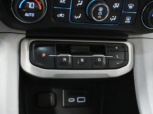 Used 2023 GMC Acadia SLT AWD/4WD image 27
