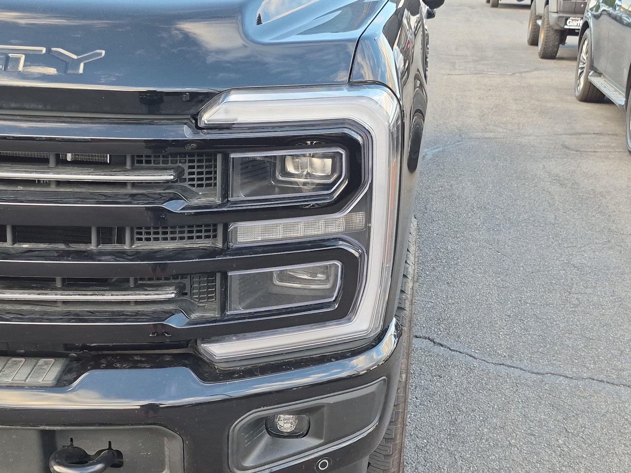 Used 2026 Ford F350 Platinum AWD/4WD image 12