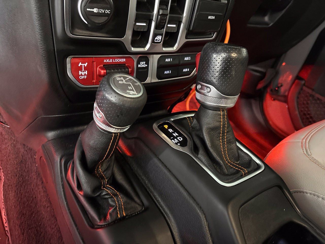 Used 2020 Jeep Gladiator Mojave AWD/4WD image 20