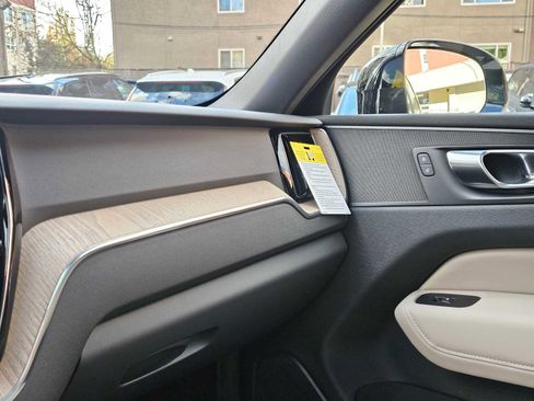 New 2026 Volvo XC60 B5 Plus w/ Protection Package Premier image 24