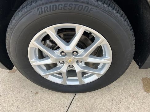 Certified 2024 Chevrolet Equinox LT AWD/4WD image 10