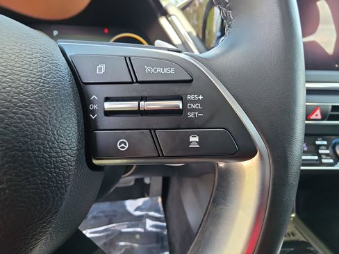 Used 2023 Hyundai Sonata Limited w/ Cargo Package FWD image 18