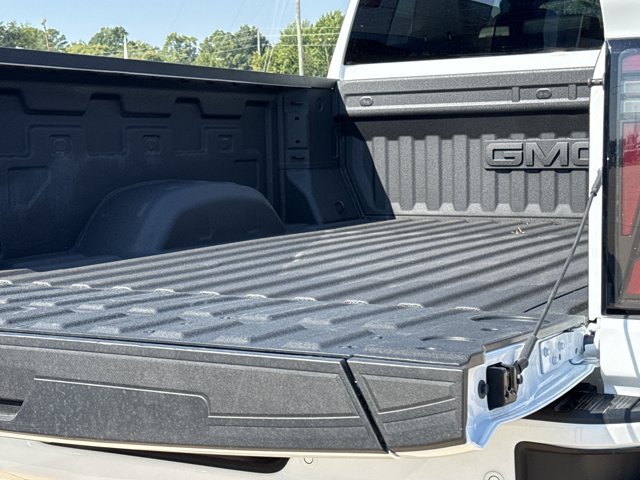 Used 2026 GMC Sierra 2500 AT4 AWD/4WD image 11