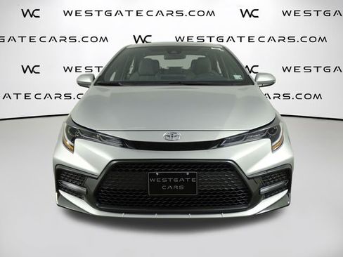 Used 2022 Toyota Corolla SE image 4
